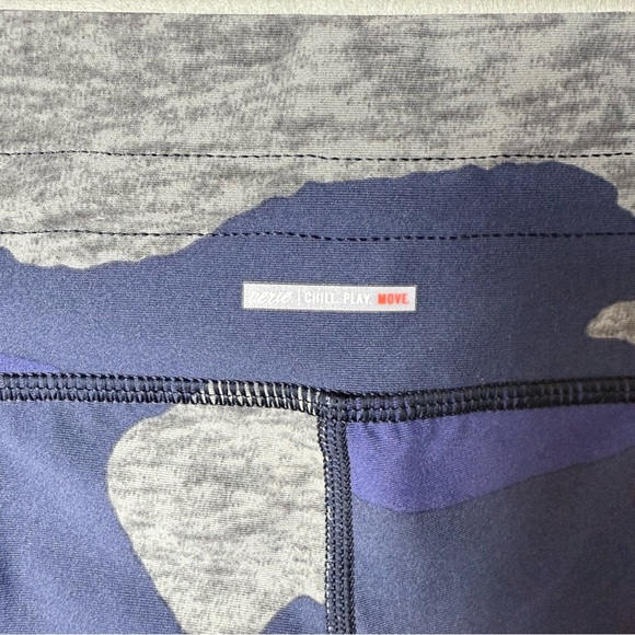 Aerie Women’s High Rise Blue and Gray Camouflage Leggings with Waist Tie size M - Picture 7 of 10